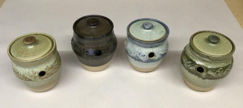 Garlic Pots