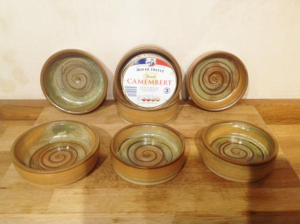 Camembert bakers